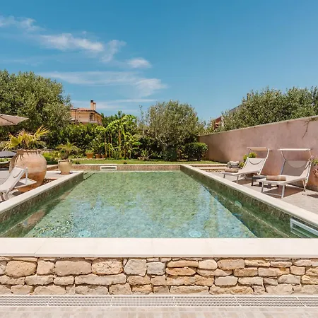 Le Giarre - Con Piscina Villa Marausa